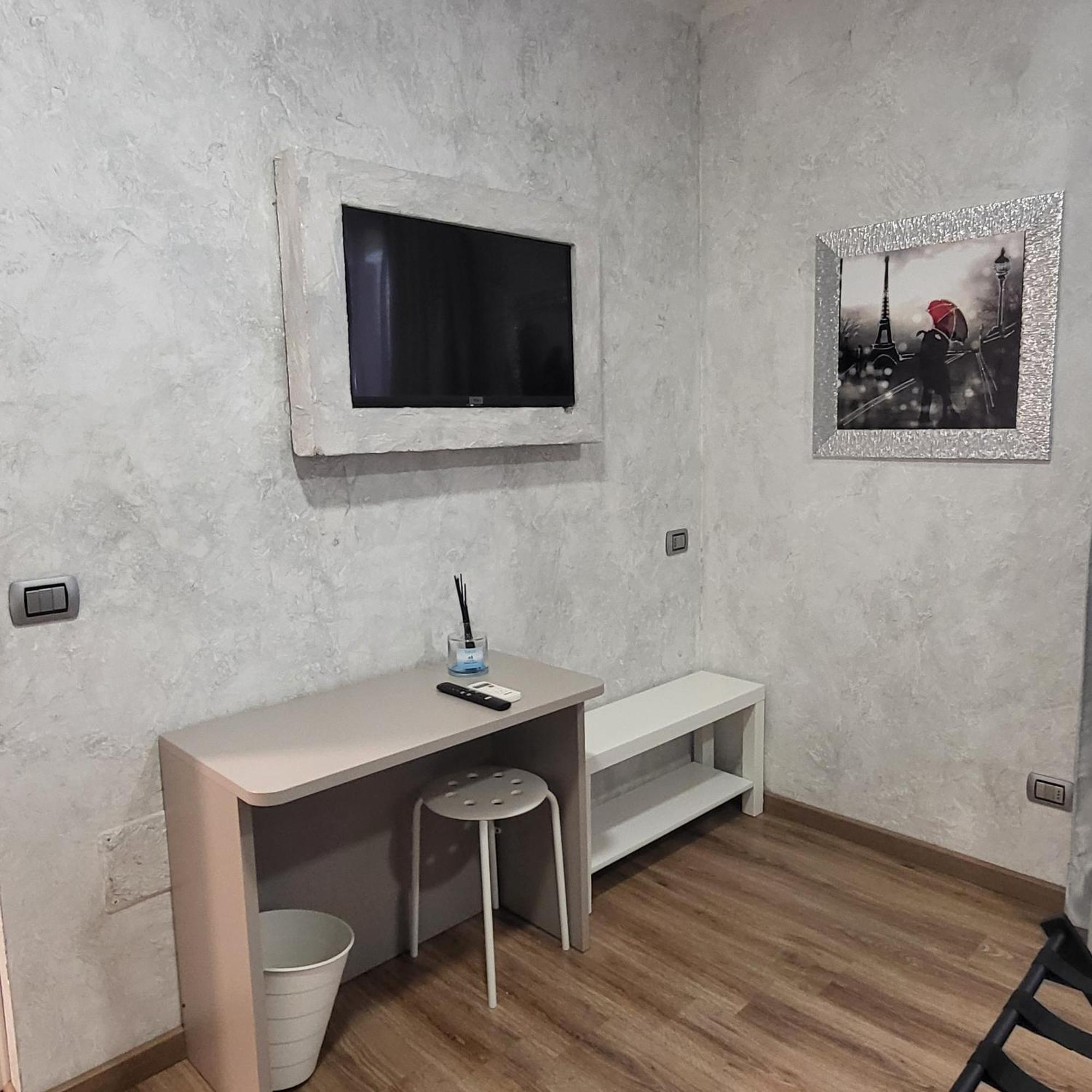 Illuvia 2 Affitta Camere Корнаредо Экстерьер фото